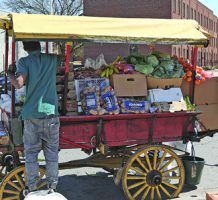 Come get your fresh fruit and vegetables!