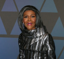 Cicely Tyson wins first (honorary) Oscar