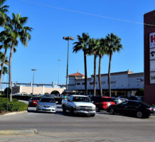 UPS to add pickup spots at many stores