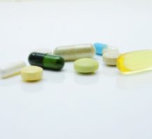 Pros and cons of dietary supplements