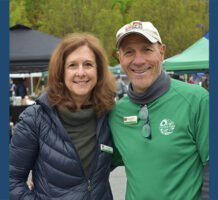 Area farmers markets thrive