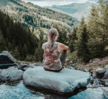 Meditation changes brain, calms fears