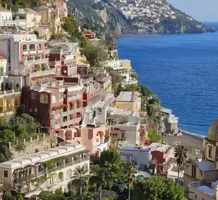 Slow down and walk along the Amalfi Coast